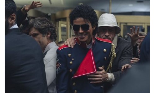 'MICHAEL 2'NİN YÜZDE 30'U HAZIR!